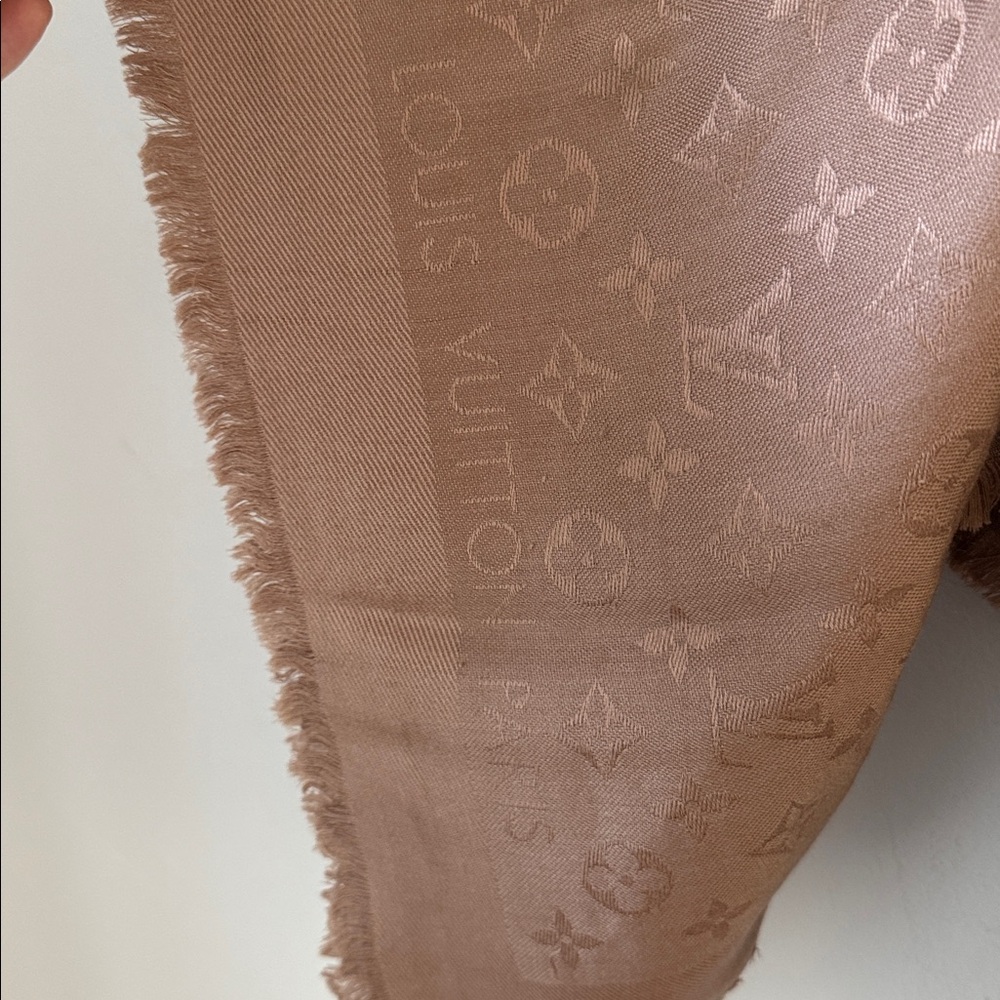 AUTHENTIC Louis Vuitton Cappuccino Monogram Scarf - Picture 5 of 8